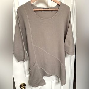 EUC Moonshadow Tunic- Size XL